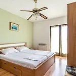 Milo Apartmán